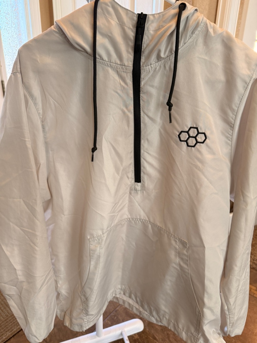 Light Gray/Beige Rudis lightweight Pullover with Black Accents